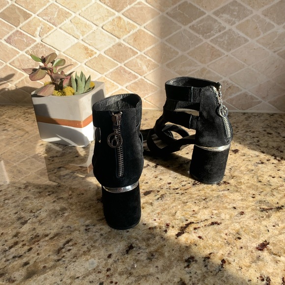 Women’s The Wishbone Collection Heels - Black Strap Suede Heels - Picture 6 of 6